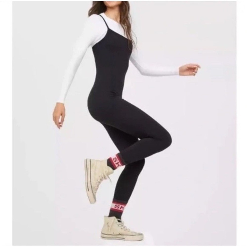 Offline‎ By Aerie The Hugger Jumpsuit Women's Size Medium Pockets Athletic Black